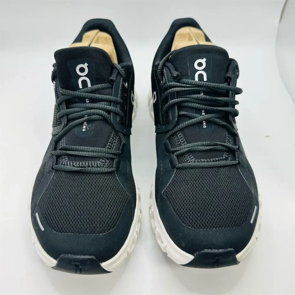On Running Cloud 6 Black/White Sneakers | Women’s Size 6 US | NWD Store Display